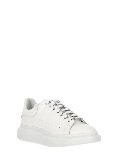 Alexander McQueen white leather oversized sneakers. ALEXANDER MCQUEEN | 553680WHGP59000